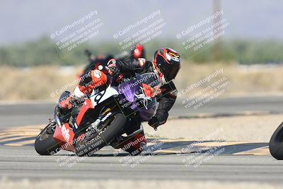 media/Oct-13-2025-Moto Forza (Mon) [[a66d839500]]/3-B Group/Session 3 (Turn 16)/